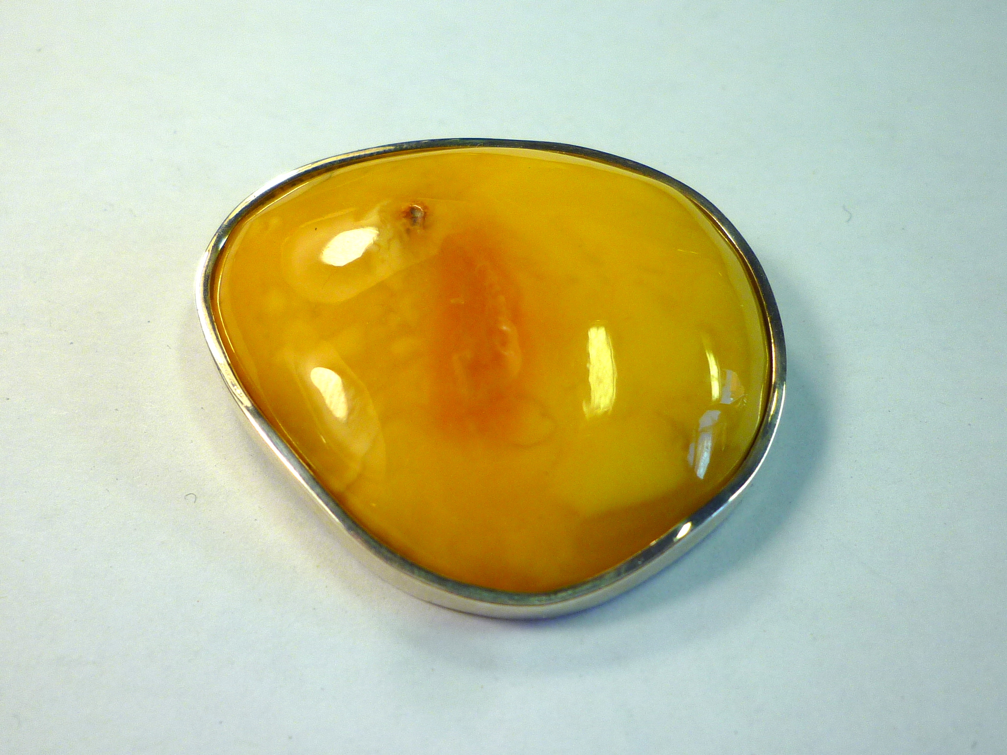 Broche