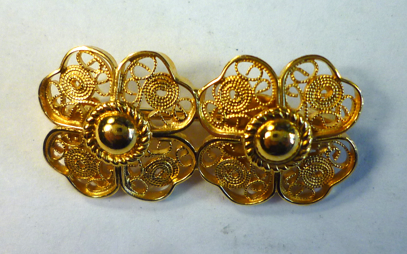 Broche