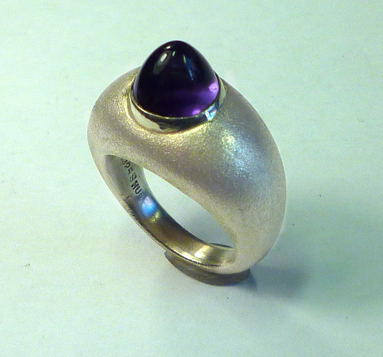 Ring med ametyst
